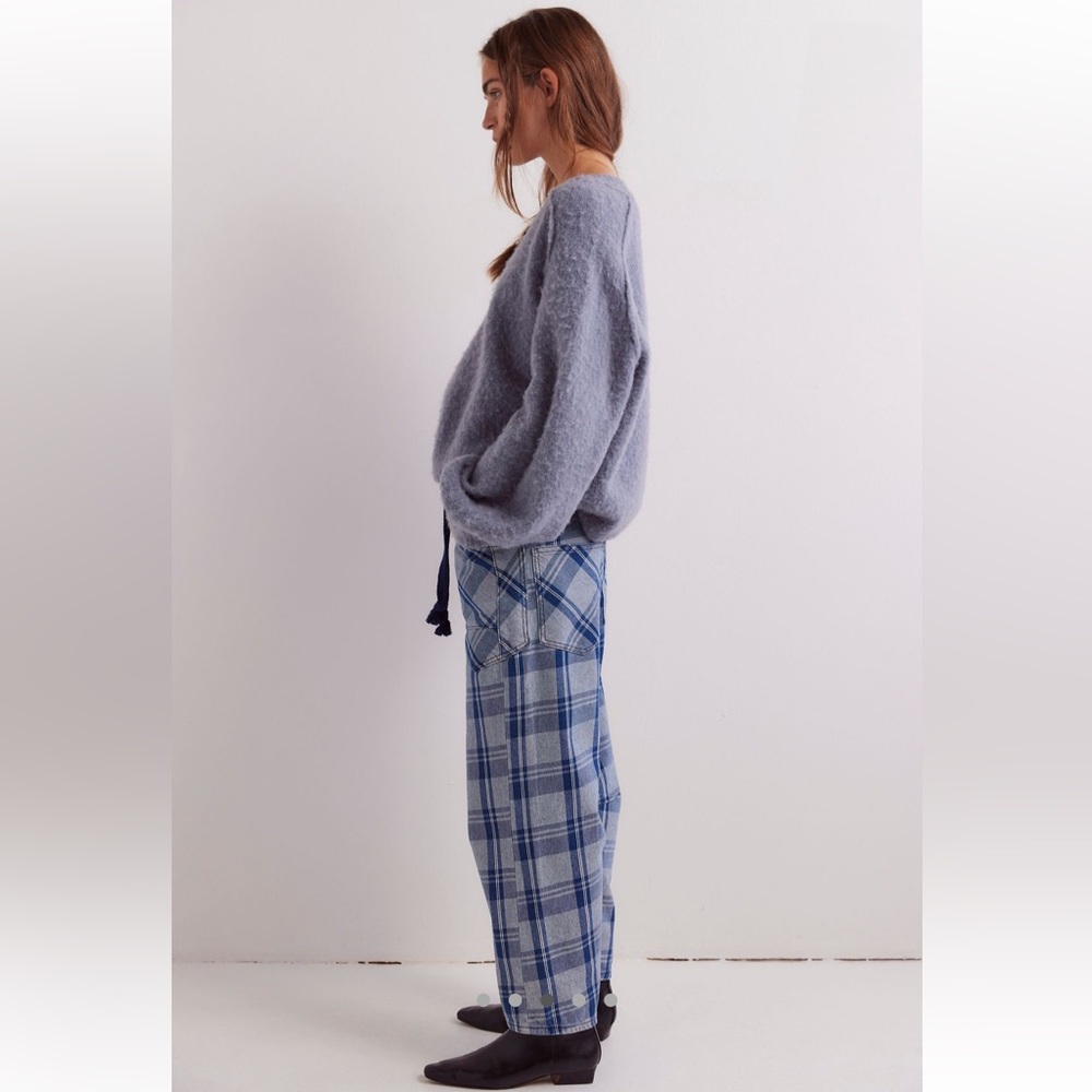 We The Free Blue Plaid Relaxed Women's Jeans - Picture 3 of 12